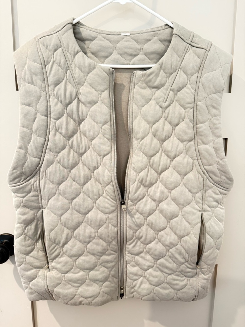 lululemon athletica Quilted Light Gray Sleeveless Zip Vest